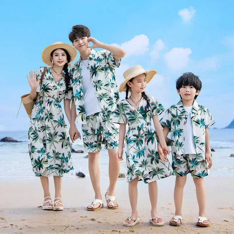 Vacation Couple Look Parent-ch - огляд і ціна Parent Of Plant