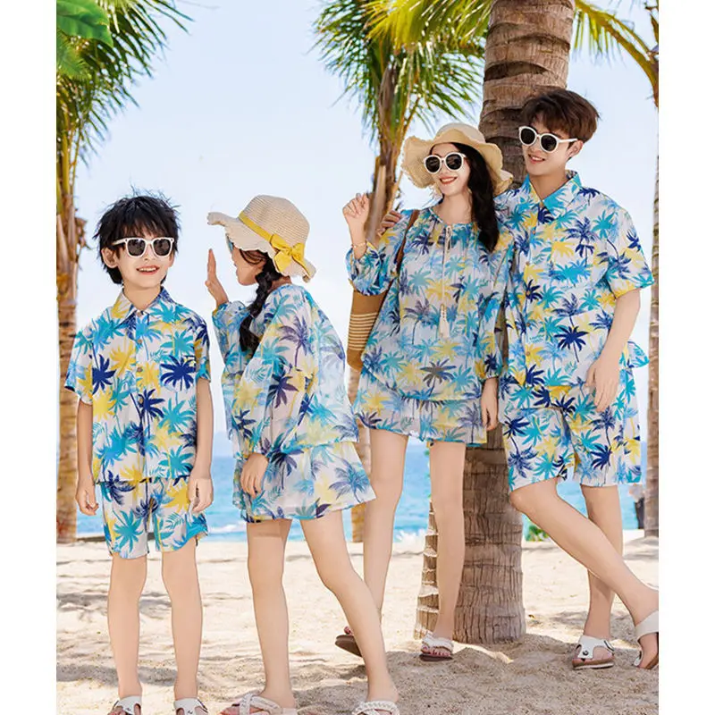 Family Vacation Look Matching  - огляд і ціна Parent Of Plant